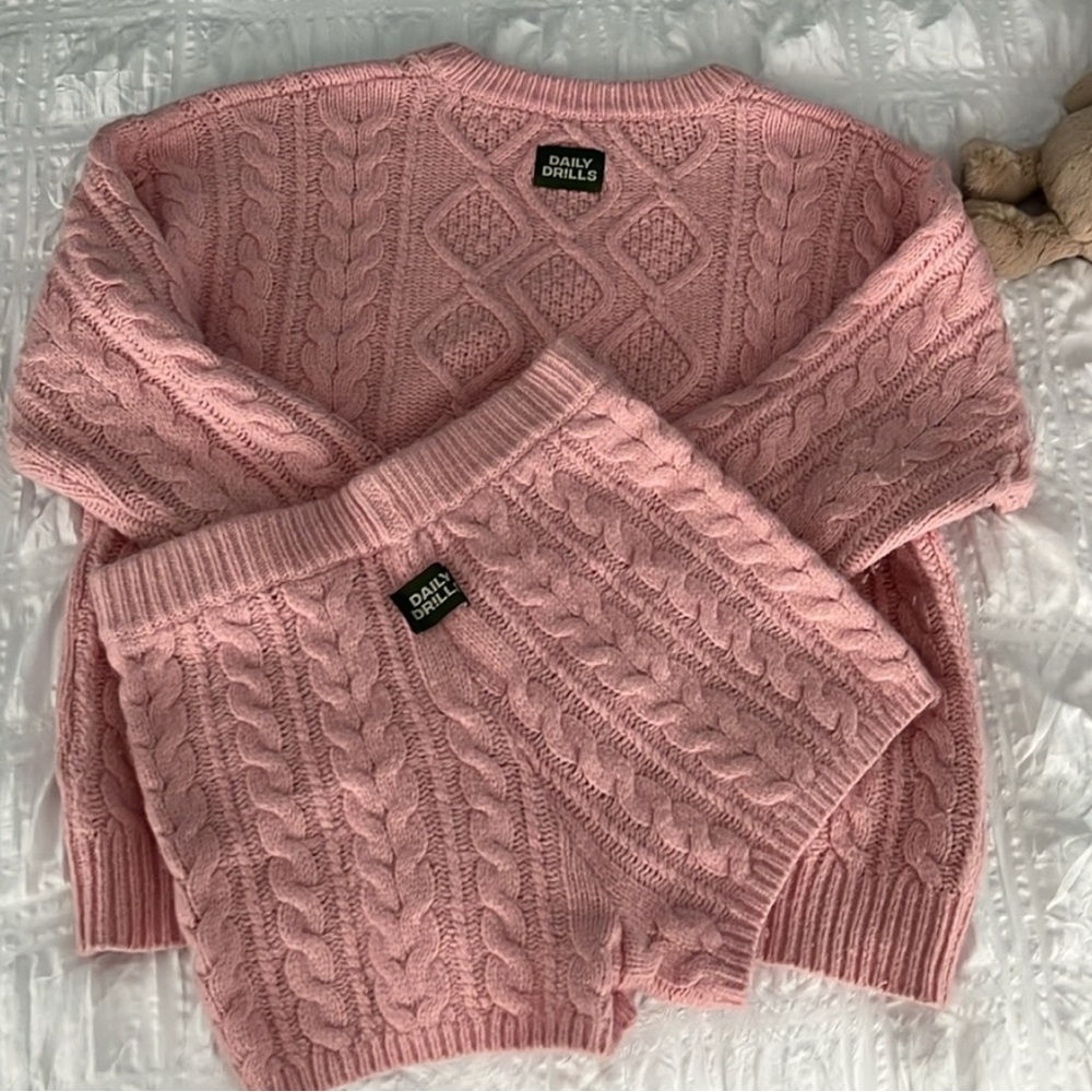 Daily Drills Pink Cable Knit Sweater Set EUC